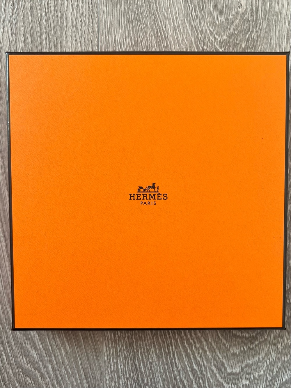 Louis Vuitton Box (BB198)